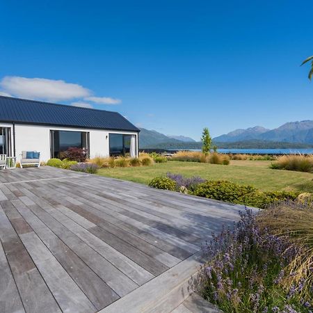 Lake House - Te Anau Holiday Home Eksteriør bilde