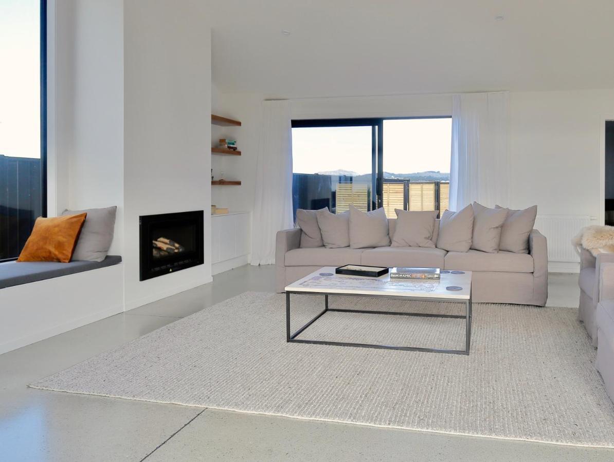 Lake House - Te Anau Holiday Home Eksteriør bilde