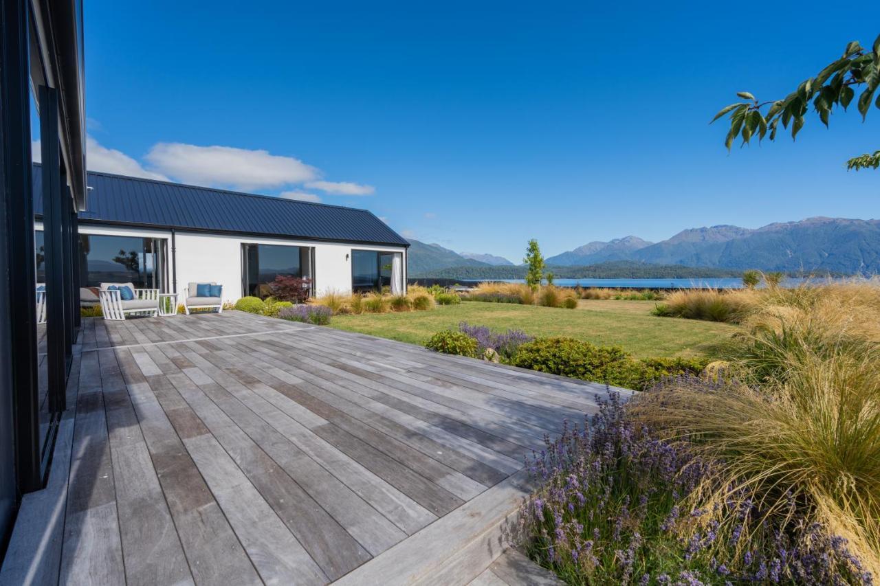 Lake House - Te Anau Holiday Home Eksteriør bilde